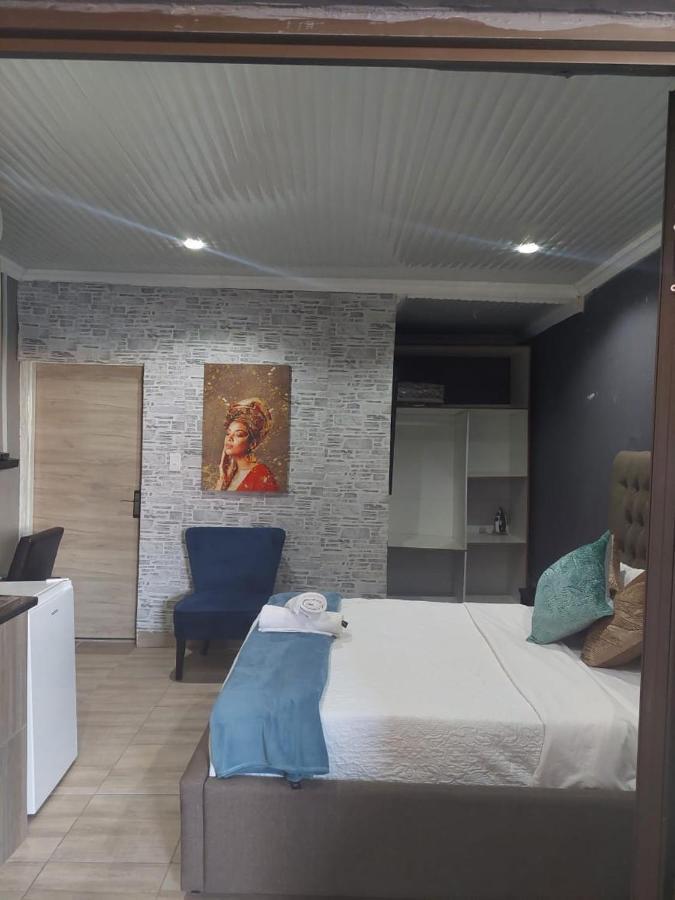 Nsuku Bed And Breakfast Thulamahashi Εξωτερικό φωτογραφία